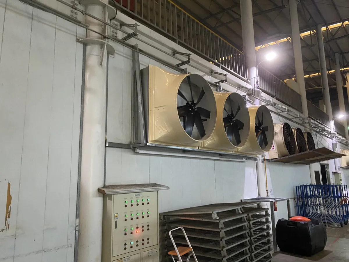 進欣昱企業股份有限公司:負壓扇與電控箱