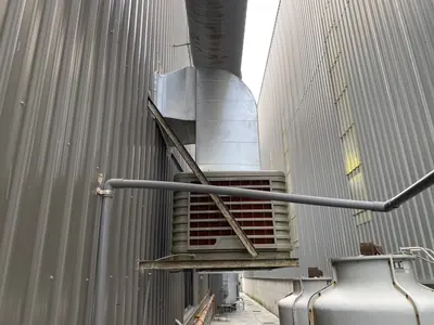 上吹式水冷空調：外牆安裝