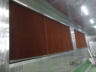 水濂牆：廠房室內長條安裝