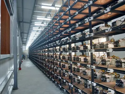 水濂牆：機架走道旁安裝