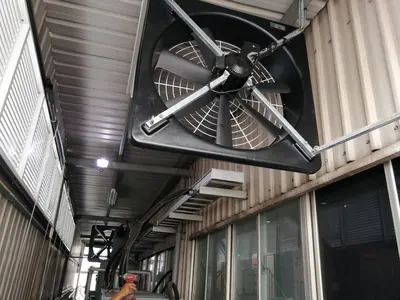 36 吋吊掛軸流扇：鐵皮廠房牆面安裝